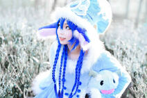 清纯可爱宅男最爱 最美冰雪节露露COS