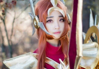 韩妹演绎森林女神COS 大家都说像柚子
