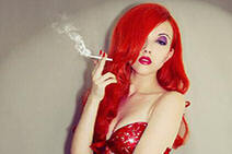 <b>神还原英雄COS 你敢相信这是一个人吗</b>