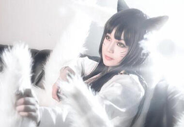 梦幻似仙女下凡 纯白制服演绎诱惑阿狸