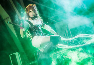 超完美还原！海克斯科技风女Cosplay