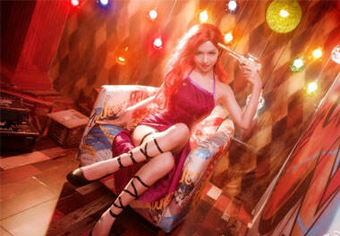 单身狗暴击福利！旗袍女枪极品身材