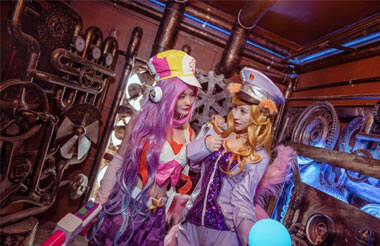 身材颜值赛过妲己！女枪阿狸魅惑写真