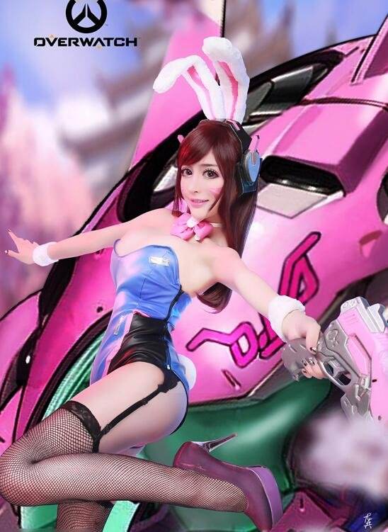 复旦校花龚叶轩COS《守望先锋》美貌D.VA