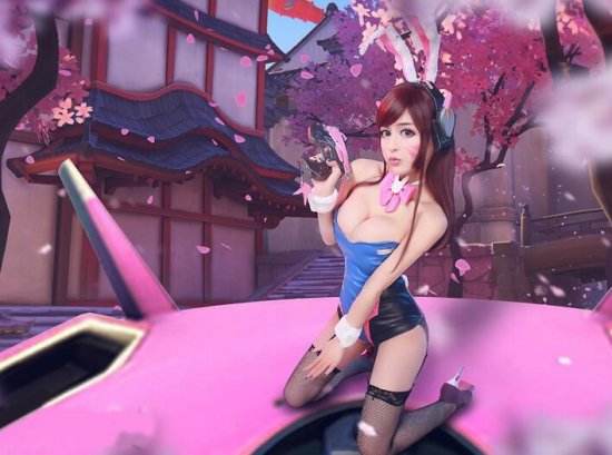 复旦校花龚叶轩COS《守望先锋》美貌D.VA