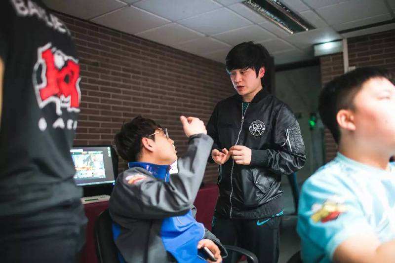 阿布详谈韩援离去问题 LPL需置之死地而后生