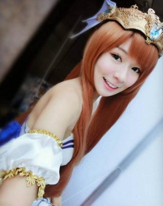 台湾美女玩家林莎犯规写真 还有游戏宅属性