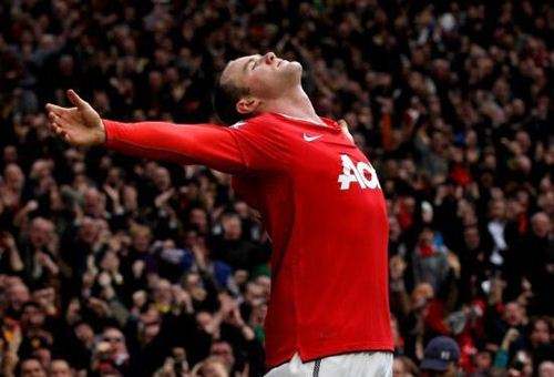 大帝滑跪成就永恒 足坛那些经典的庆祝动作