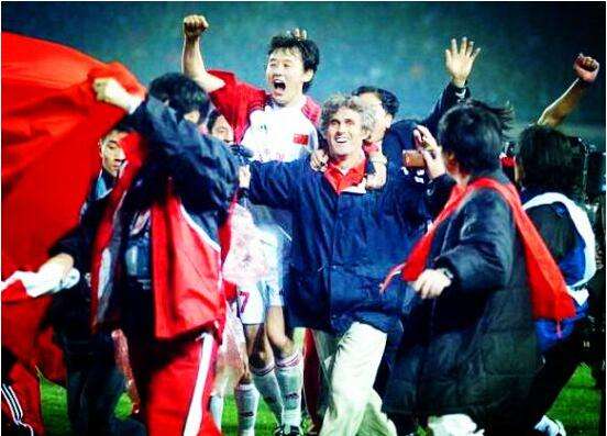 总有一幕让你热泪盈眶 献给热爱足球的你