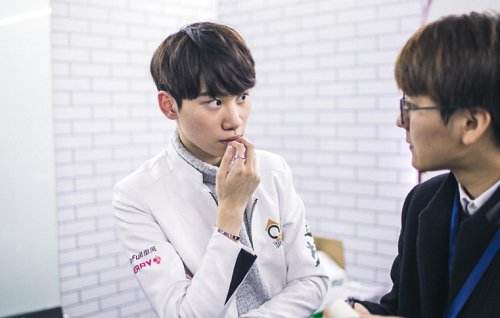 LPL红黑榜：EDG瘦死骆驼比马大 QG将大展拳脚