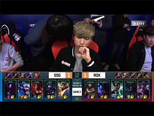 稳健运营推塔 三星2:1击败ROX取得比赛胜利