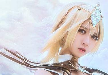 超美光元素使小姐姐 拉克丝本尊即视感