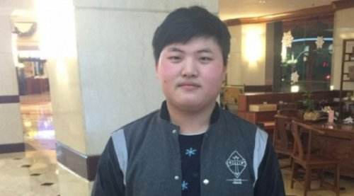 Uzi为什么叫狂小狗?Uzi外号小狗由来揭秘