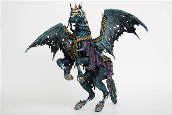 工艺品级别粘土作品欣赏 魔羽角鹰兽坐骑 