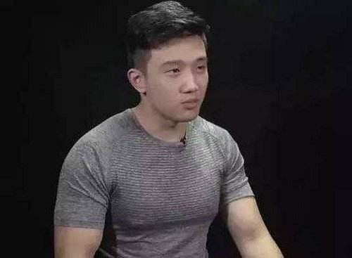 PDD评价宣告破产:我也后悔买了辆法拉利