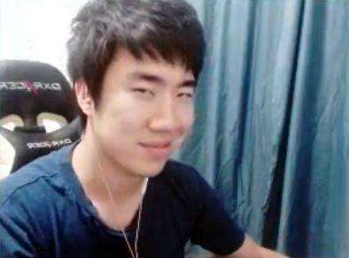 骚男一年签约费是多少 骚男卡特五杀视频