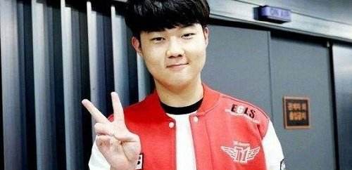 SKT上单Huni在哪里直播 Huni斗鱼直播间地址