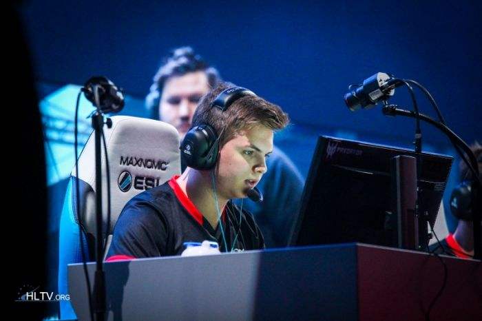 图集:IEM Katowice 半决赛现场图集集锦