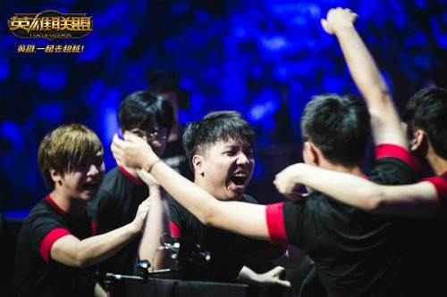 WE复仇之战即将开启启 IM能否再创峡谷奇迹