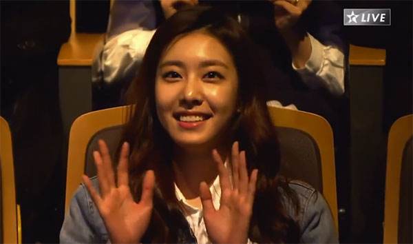 恩静观赛为谁?Faker Marin上演三角恋情