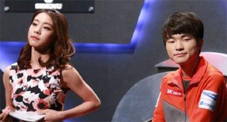 恩静观赛为谁?Faker Marin上演三角恋情