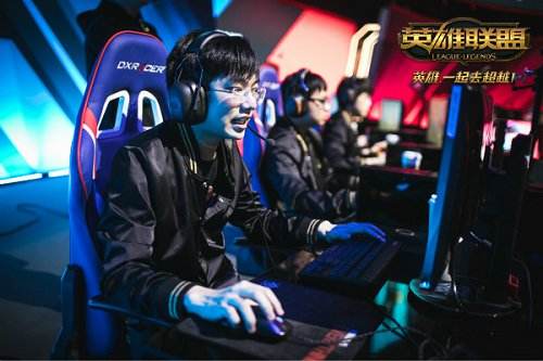 冠军上野正面交锋 Flandre将迎战Gimgoon