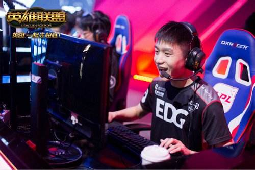 3月24日LPL春季赛预告 见证IM能否强过EDG?