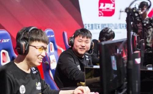 吃兵三路难Carry:Uzi是否老矣巅峰不再