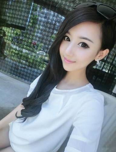 春心萌动360度无死角 美女侧颜福利来袭