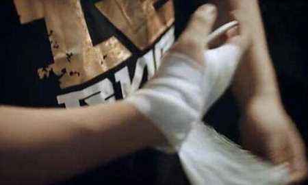 重回赛场指日可待 UZI现身RNG基地疑似康复