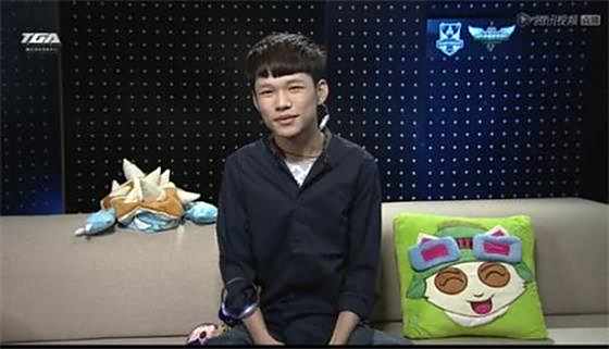 淘宝权自曝被NB解约 身不由己回不去LGD