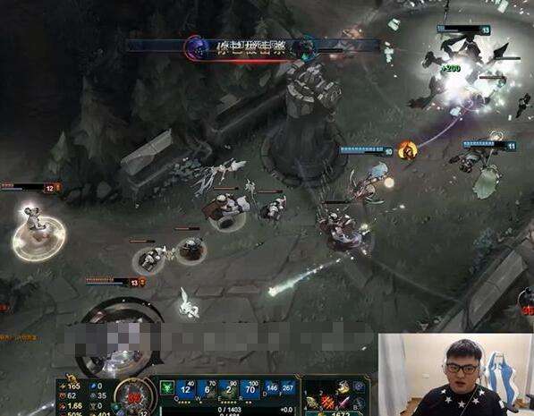 直播时被喷Uzi怒怼:两个手指就能赢你