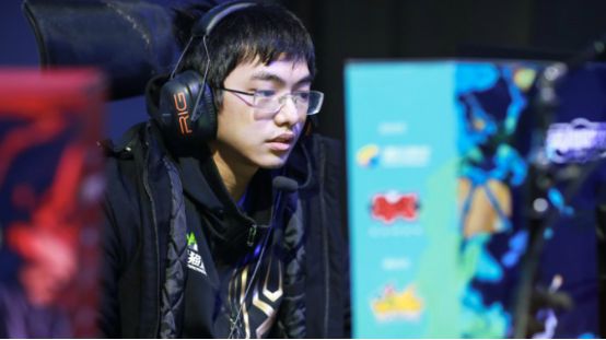 逐鹿LPL 试问联赛群雄谁能笑到最后?