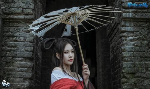 一秒入戏 《新倩女幽魂》玩家惊艳再现聂小倩！