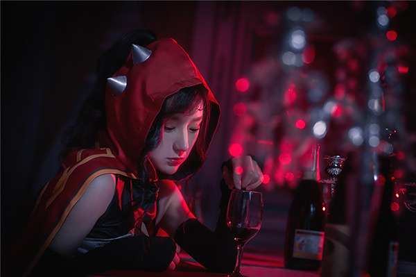冒险岛2神秘冷艳赏析 红披风—贝拉COSPLAY