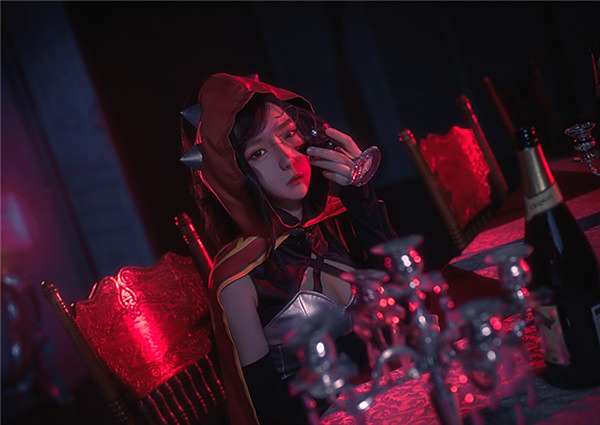 冒险岛2神秘冷艳赏析 红披风—贝拉COSPLAY