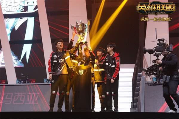 德杯珠海站售票开启 LPL与LDL首次的碰面