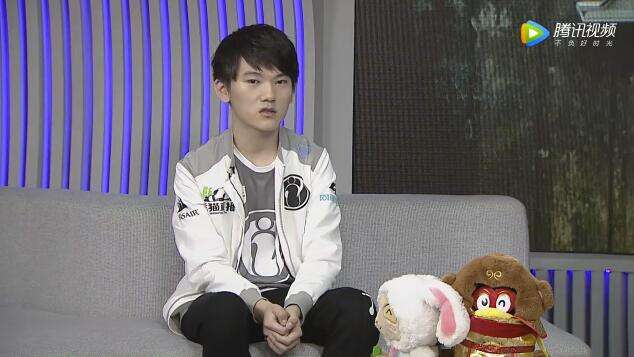 Jackeylove评价iboy:实力在LPL能排前三