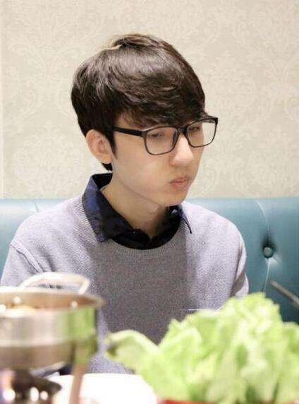 走近不为人知Easyhoon 为粉丝学习中文