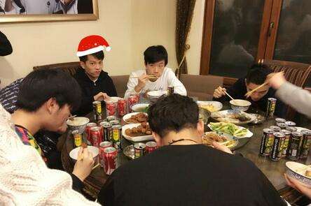 TBQ或转型打野 原OMG打野选手Juejue转会M3