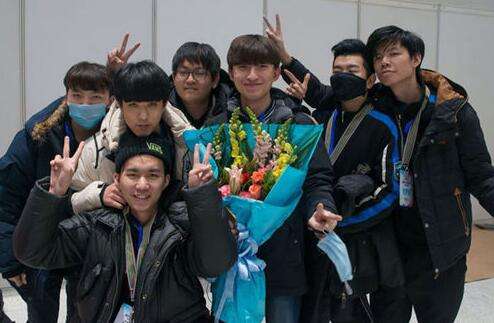 EPA辅助节奏专访：LPL联赛希望能超越Mata