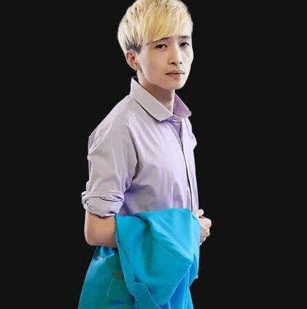 2015年lol主播颁奖典礼小智荣获人红是非多奖