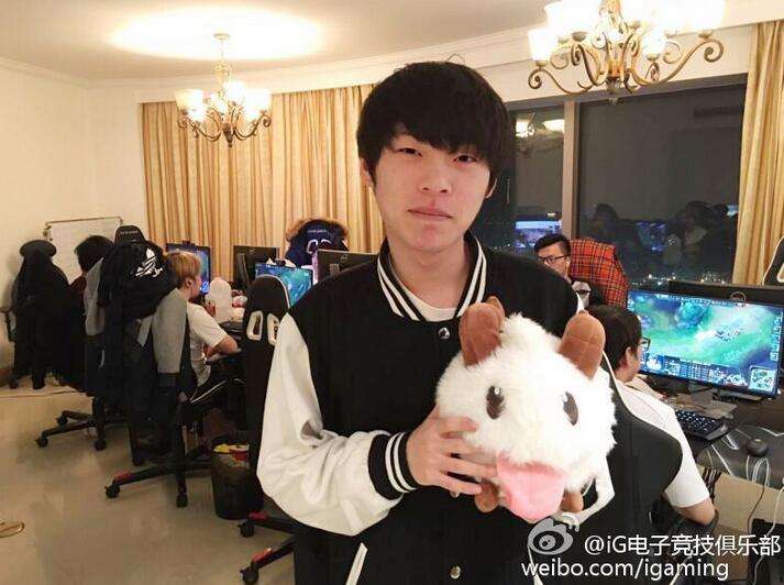 IG官宣Kakao已经离队 引入韩国高分路人iG.Rain