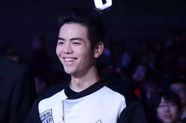 OMG战队赛后专访:TBQ下周练习兰博打野