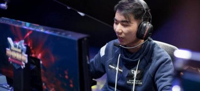 LOL官方每周战队排行：SKT仅为B级战队