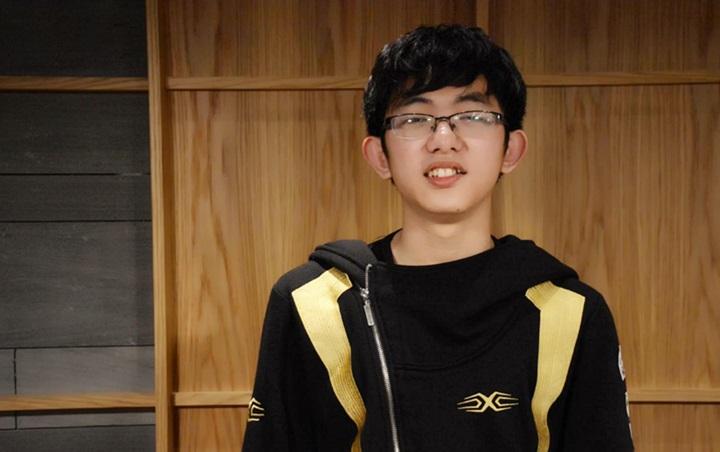 Snake圣枪哥专访：谁用触手把我治了才玩她