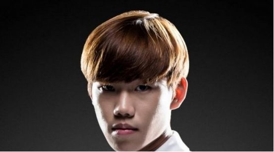 QG对阵SKT遗憾败北 决策失误是失利首因