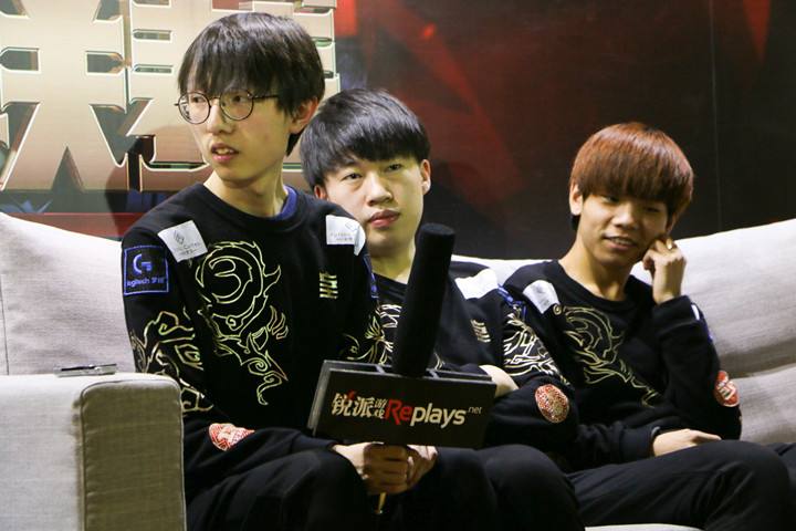 RNG赛后专访：被抢大龙是AD要背的锅