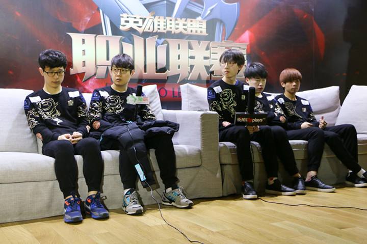 RNG赛后专访：被抢大龙是AD要背的锅