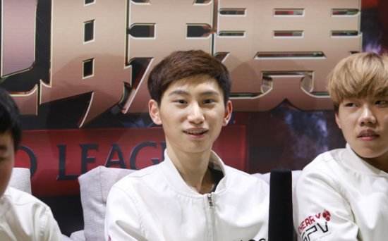 赛后采访QG:对MSI有信心 打野兰博队友不让玩